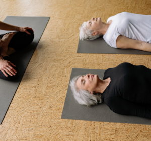 Feldenkrais – Awareness Through Movement ® Feldenkrais – Awareness Through Movement ®